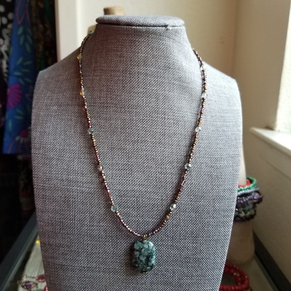 Green Jasper Beaded Necklace - Picture 2 of 5